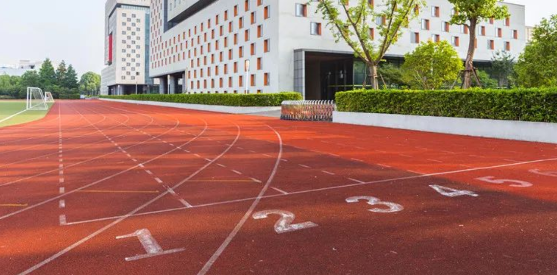 ��ʲô�����㣿���ǵ�У����