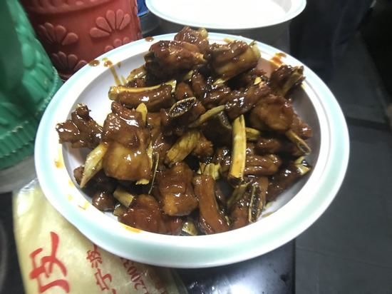 �������򷹾ֲ˵��׳�¯������������ڽ�ɽ���ľ���